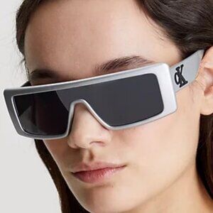 💎✨NEW✨💎NWT Calvin Klein  Silver Browline Unisex Sunglasses